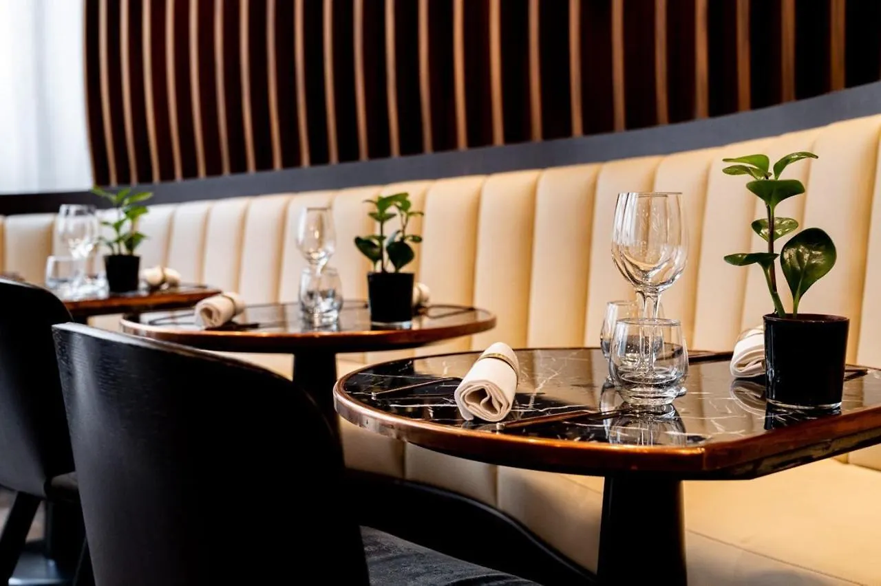 ***** Hotel Maison Albar - Le Pont-Neuf Paris France