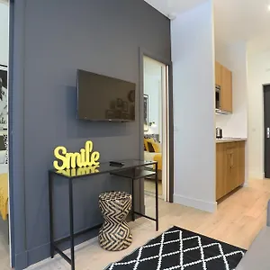 Apartment Rent A - Blanche, Paris
